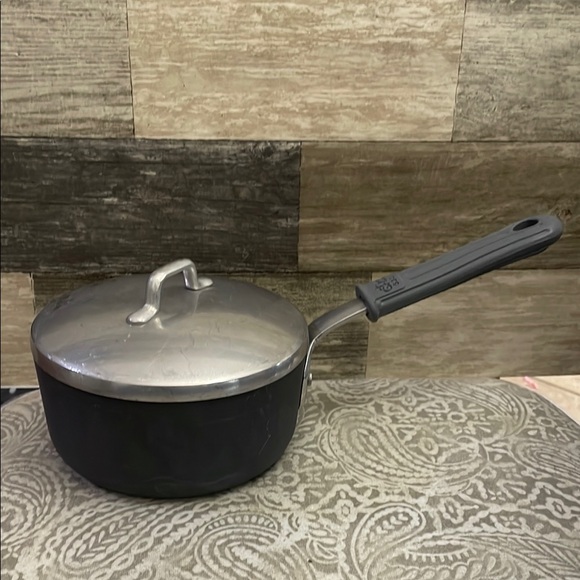 VINTAGE Magnalite Professional GHC Aluminum 1 Qt Pot With Lid USA - Picture 1 of 6